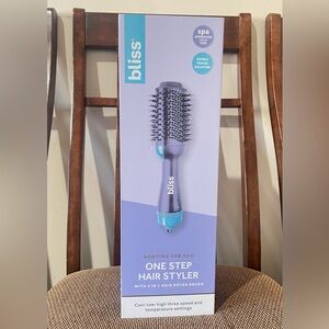 *NEW* Bliss One Step Hair Styler